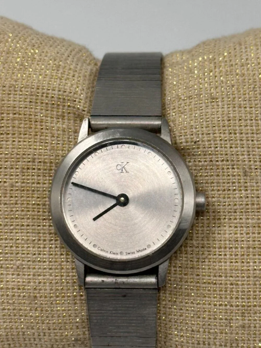 Calvin Klein Watch Women Silver Tone Round Dial 23MM New Battery 8